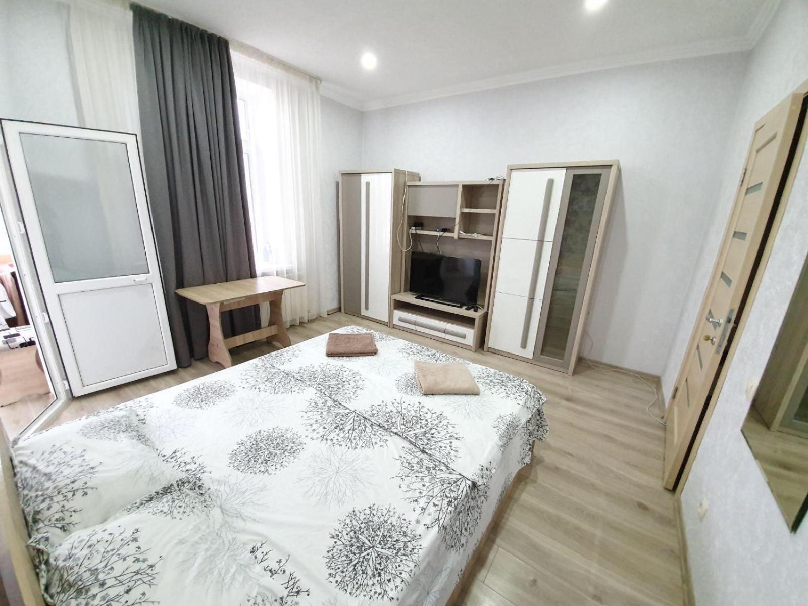 Tourist Home At Stefan Cel Mare With 2 Rooms Kişinev Dış mekan fotoğraf